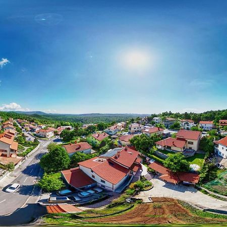 Hisa Idej Apartment Sezana ภายนอก รูปภาพ