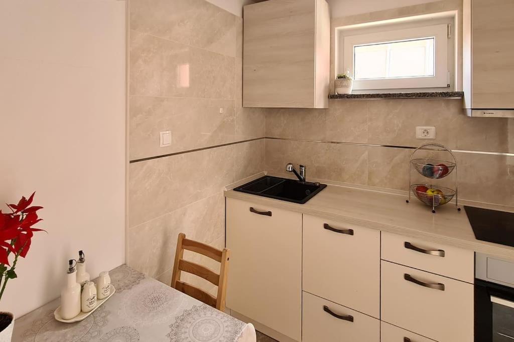 Hisa Idej Apartment Sezana ภายนอก รูปภาพ